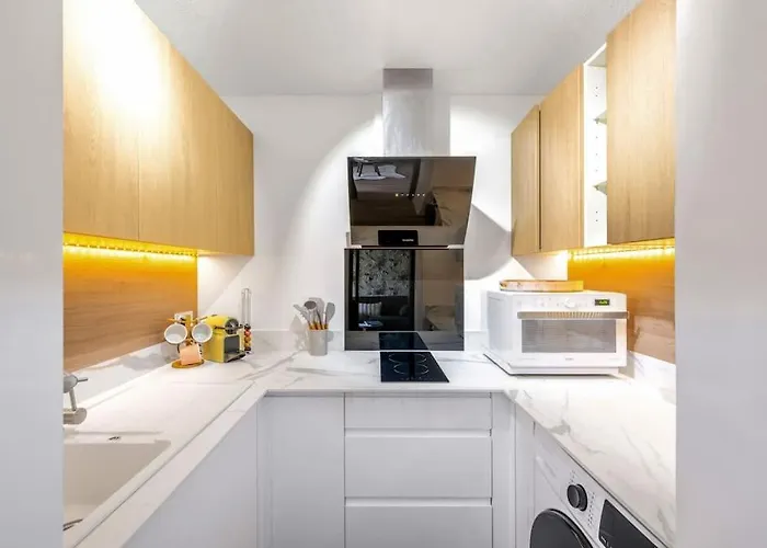 Superbe T1 Bis - A 20m De La - Refait A Neuf * Сен-Рафаэль